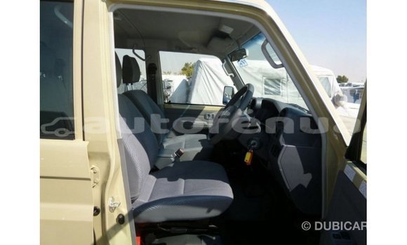Buy Import Toyota Land Cruiser Beige Car in Import - Dubai in Marquesas Buy Import Toyota Land Cruiser Beige Car in Import - Dubai in Marquesas