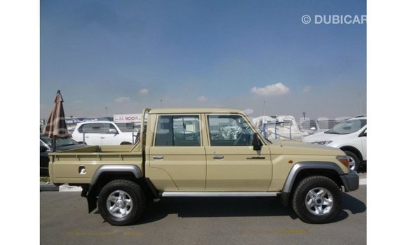 Buy Import Toyota Land Cruiser Beige Car in Import - Dubai in Marquesas Buy Import Toyota Land Cruiser Beige Car in Import - Dubai in Marquesas