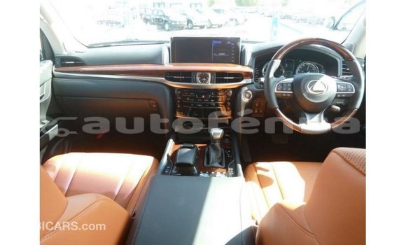 Buy Import Lexus LX White Car in Import - Dubai in Marquesas Buy Import Lexus LX White Car in Import - Dubai in Marquesas