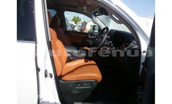 Buy Import Lexus LX White Car in Import - Dubai in Marquesas Buy Import Lexus LX White Car in Import - Dubai in Marquesas