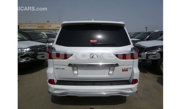 Buy Import Lexus LX White Car in Import - Dubai in Marquesas Buy Import Lexus LX White Car in Import - Dubai in Marquesas