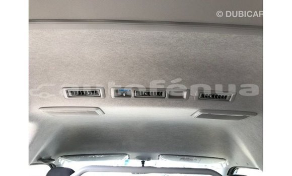 Acheter Import Voiture Toyota Hiace Blanc à Import - Dubai, Marquesas Acheter Import Voiture Toyota Hiace Blanc à Import - Dubai, Marquesas