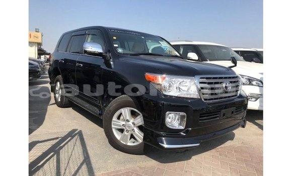 Acheter Import Voiture Toyota Land Cruiser Noir à Import - Dubai, Marquesas