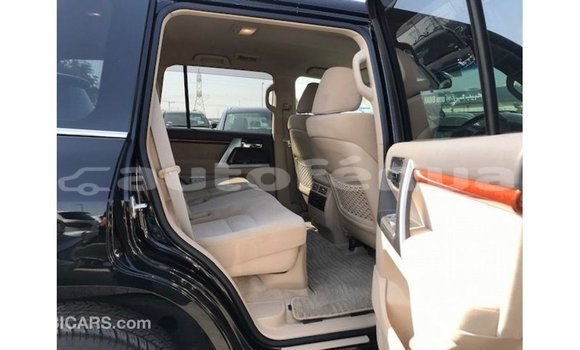 Buy Import Toyota Land Cruiser Black Car in Import - Dubai in Marquesas Buy Import Toyota Land Cruiser Black Car in Import - Dubai in Marquesas