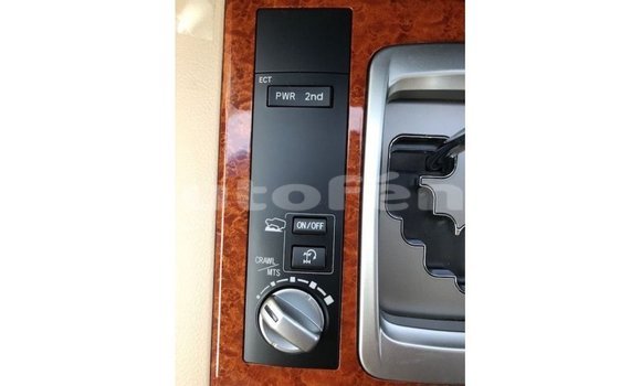 Buy Import Toyota Land Cruiser Black Car in Import - Dubai in Marquesas Buy Import Toyota Land Cruiser Black Car in Import - Dubai in Marquesas