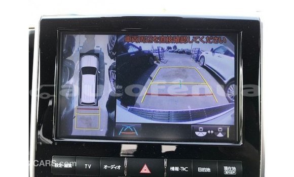 Acheter Import Voiture Toyota Land Cruiser Blanc à Import - Dubai, Marquesas Acheter Import Voiture Toyota Land Cruiser Blanc à Import - Dubai, Marquesas