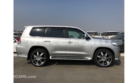 Buy Import Toyota Land Cruiser Other Car in Import - Dubai in Marquesas Buy Import Toyota Land Cruiser Other Car in Import - Dubai in Marquesas