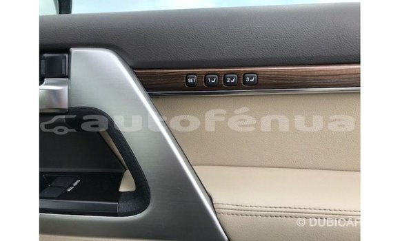 Buy Import Toyota Land Cruiser White Car in Import - Dubai in Marquesas Buy Import Toyota Land Cruiser White Car in Import - Dubai in Marquesas