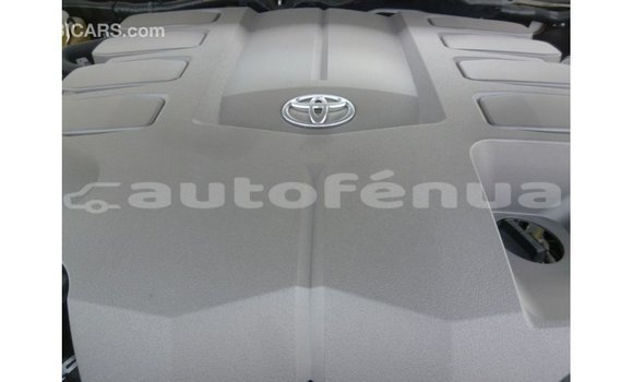 Buy Import Toyota Land Cruiser White Car in Import - Dubai in Marquesas Buy Import Toyota Land Cruiser White Car in Import - Dubai in Marquesas