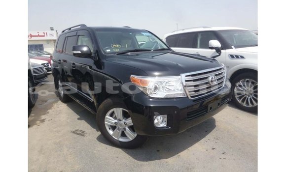 Acheter Import Voiture Toyota Land Cruiser Noir à Import - Dubai, Marquesas