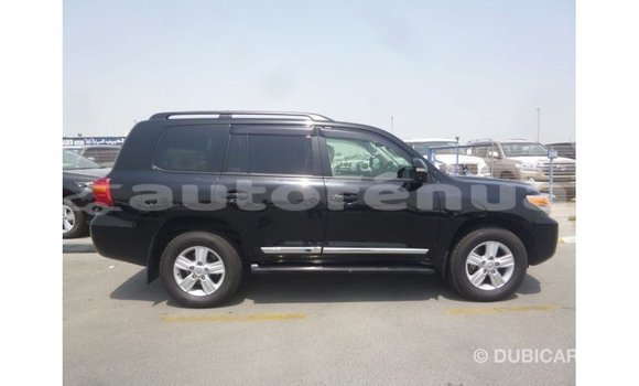 Acheter Import Voiture Toyota Land Cruiser Noir à Import - Dubai, Marquesas Acheter Import Voiture Toyota Land Cruiser Noir à Import - Dubai, Marquesas