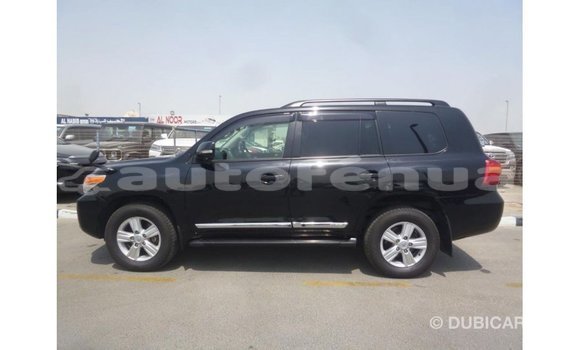 Acheter Import Voiture Toyota Land Cruiser Noir à Import - Dubai, Marquesas Acheter Import Voiture Toyota Land Cruiser Noir à Import - Dubai, Marquesas