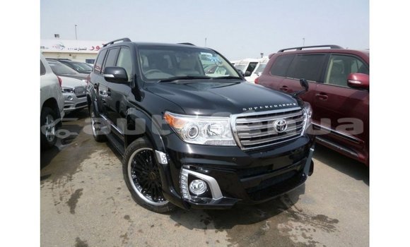 Acheter Import Voiture Toyota Land Cruiser Noir à Import - Dubai, Marquesas