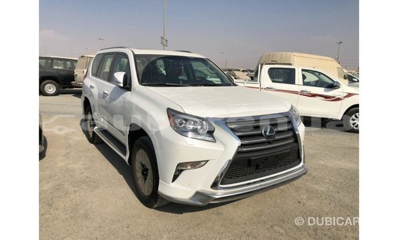 Acheter Import Voiture Lexus GX Blanc à Import - Dubai, Marquesas Acheter Import Voiture Lexus GX Blanc à Import - Dubai, Marquesas