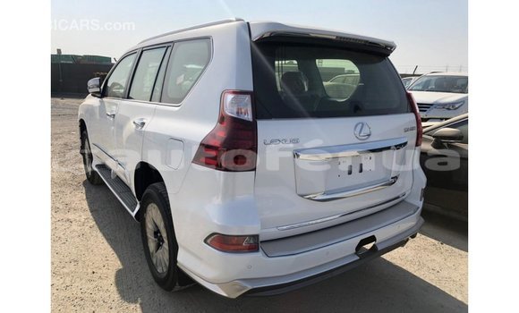Acheter Import Voiture Lexus GX Blanc à Import - Dubai, Marquesas Acheter Import Voiture Lexus GX Blanc à Import - Dubai, Marquesas