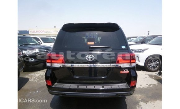 Buy Import Toyota Land Cruiser Black Car in Import - Dubai in Marquesas Buy Import Toyota Land Cruiser Black Car in Import - Dubai in Marquesas