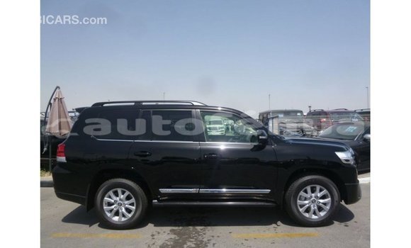 Buy Import Toyota Land Cruiser Black Car in Import - Dubai in Marquesas Buy Import Toyota Land Cruiser Black Car in Import - Dubai in Marquesas