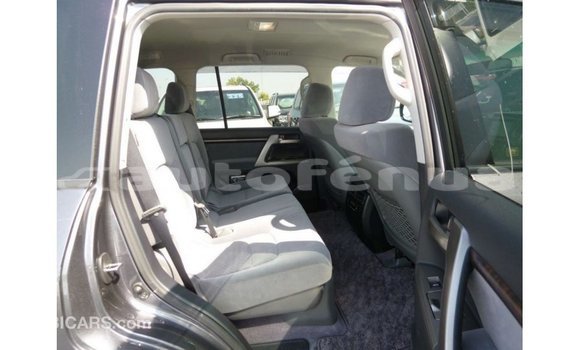 Buy Import Toyota Land Cruiser Other Car in Import - Dubai in Marquesas Buy Import Toyota Land Cruiser Other Car in Import - Dubai in Marquesas