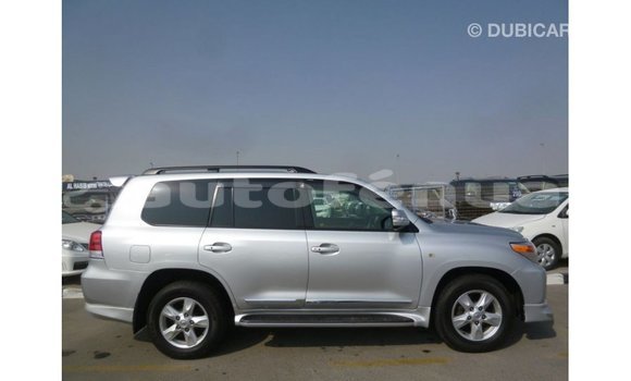 Buy Import Toyota Land Cruiser Other Car in Import - Dubai in Marquesas Buy Import Toyota Land Cruiser Other Car in Import - Dubai in Marquesas