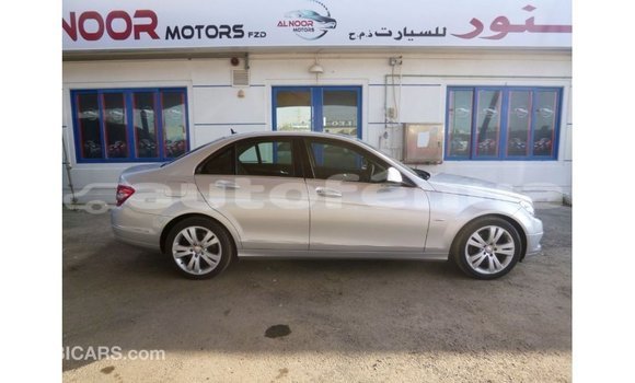 Buy Import Mercedes-Benz 200 Other Car in Import - Dubai in Marquesas Buy Import Mercedes-Benz 200 Other Car in Import - Dubai in Marquesas