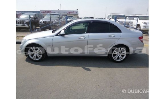 Acheter Import Voiture Mercedes-Benz 200 Autre à Import - Dubai, Marquesas Acheter Import Voiture Mercedes-Benz 200 Autre à Import - Dubai, Marquesas