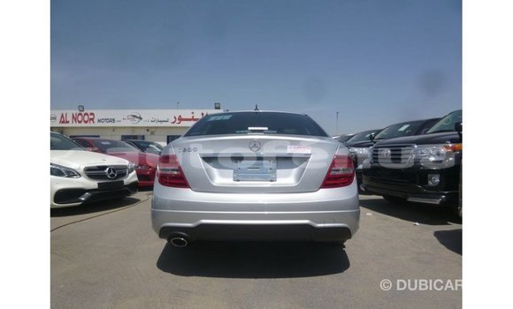 Buy Import Mercedes-Benz 200 Other Car in Import - Dubai in Marquesas Buy Import Mercedes-Benz 200 Other Car in Import - Dubai in Marquesas