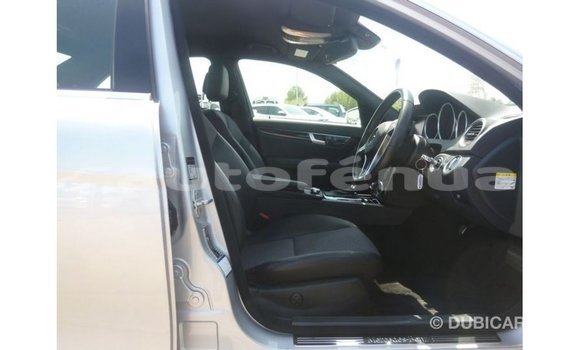 Buy Import Mercedes-Benz 200 Other Car in Import - Dubai in Marquesas Buy Import Mercedes-Benz 200 Other Car in Import - Dubai in Marquesas