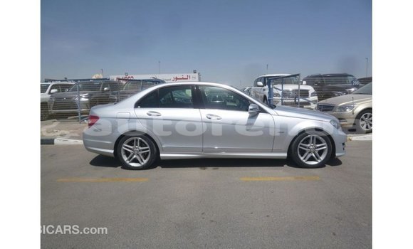 Buy Import Mercedes-Benz 200 Other Car in Import - Dubai in Marquesas Buy Import Mercedes-Benz 200 Other Car in Import - Dubai in Marquesas