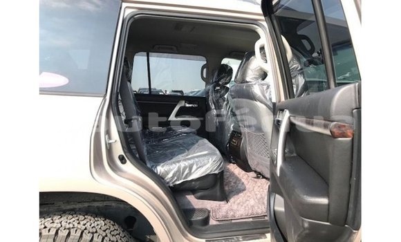 Buy Import Toyota Land Cruiser Other Car in Import - Dubai in Marquesas Buy Import Toyota Land Cruiser Other Car in Import - Dubai in Marquesas