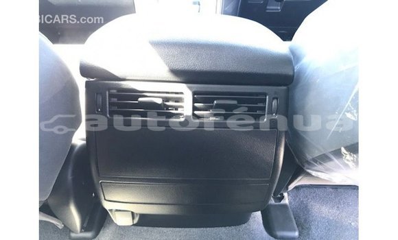 Acheter Import Voiture Toyota Land Cruiser Blanc à Import - Dubai, Marquesas Acheter Import Voiture Toyota Land Cruiser Blanc à Import - Dubai, Marquesas