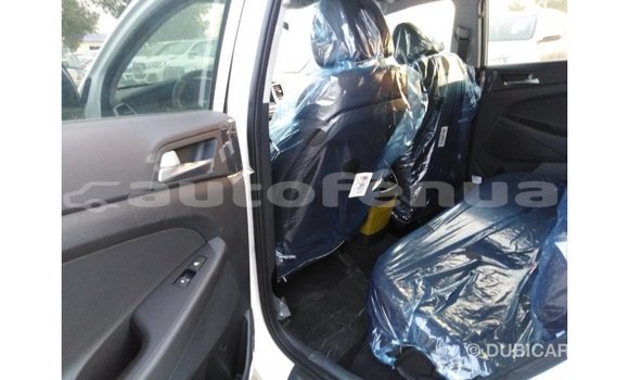 Buy Import Hyundai Tucson White Car in Import - Dubai in Marquesas Buy Import Hyundai Tucson White Car in Import - Dubai in Marquesas