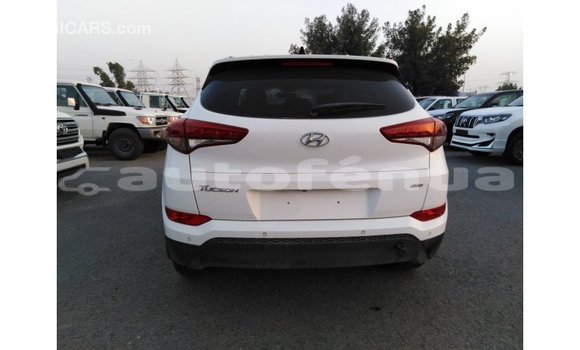 Buy Import Hyundai Tucson White Car in Import - Dubai in Marquesas Buy Import Hyundai Tucson White Car in Import - Dubai in Marquesas