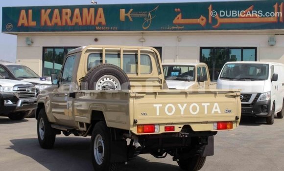Buy Import Toyota Land Cruiser Beige Car in Import - Dubai in Marquesas Buy Import Toyota Land Cruiser Beige Car in Import - Dubai in Marquesas