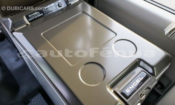 Acheter Import Voiture Toyota Coaster Blanc à Import - Dubai, Marquesas Acheter Import Voiture Toyota Coaster Blanc à Import - Dubai, Marquesas