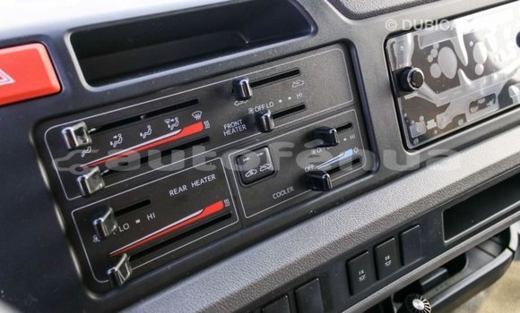 Acheter Import Voiture Toyota Coaster Blanc à Import - Dubai, Marquesas Acheter Import Voiture Toyota Coaster Blanc à Import - Dubai, Marquesas