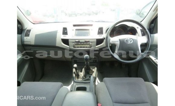 Buy Import Toyota Hilux Black Car in Import - Dubai in Marquesas Buy Import Toyota Hilux Black Car in Import - Dubai in Marquesas