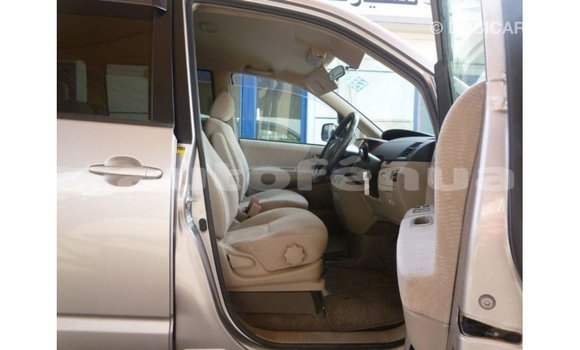 Buy Import Toyota Voxy Other Car in Import - Dubai in Marquesas Buy Import Toyota Voxy Other Car in Import - Dubai in Marquesas