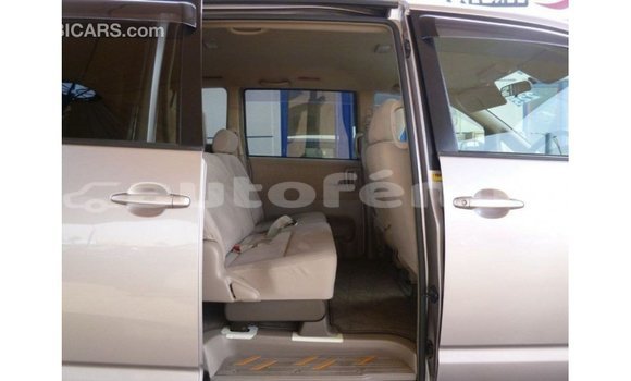 Buy Import Toyota Voxy Other Car in Import - Dubai in Marquesas Buy Import Toyota Voxy Other Car in Import - Dubai in Marquesas
