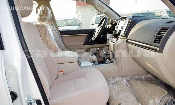 Acheter Import Voiture Toyota Land Cruiser Blanc à Import - Dubai, Marquesas Acheter Import Voiture Toyota Land Cruiser Blanc à Import - Dubai, Marquesas