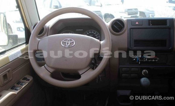 Buy Import Toyota Land Cruiser Beige Car in Import - Dubai in Marquesas Buy Import Toyota Land Cruiser Beige Car in Import - Dubai in Marquesas