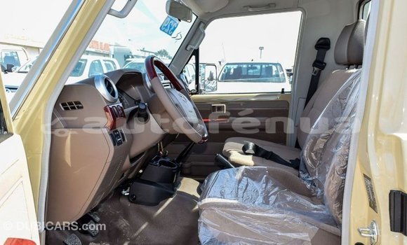 Buy Import Toyota Land Cruiser Beige Car in Import - Dubai in Marquesas Buy Import Toyota Land Cruiser Beige Car in Import - Dubai in Marquesas