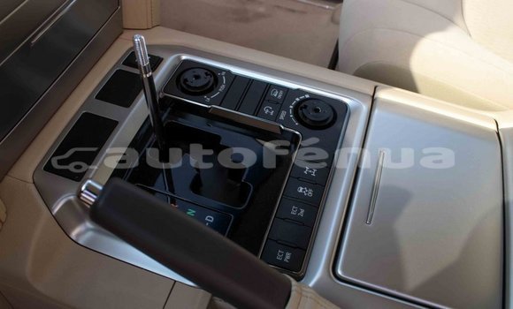 Acheter Import Voiture Toyota Land Cruiser Noir à Import - Dubai, Marquesas Acheter Import Voiture Toyota Land Cruiser Noir à Import - Dubai, Marquesas