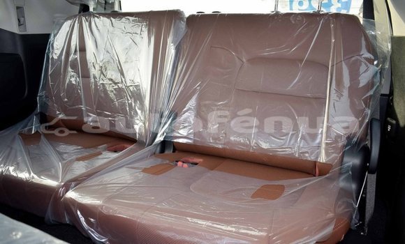 Acheter Import Voiture Toyota Land Cruiser Noir à Import - Dubai, Marquesas Acheter Import Voiture Toyota Land Cruiser Noir à Import - Dubai, Marquesas
