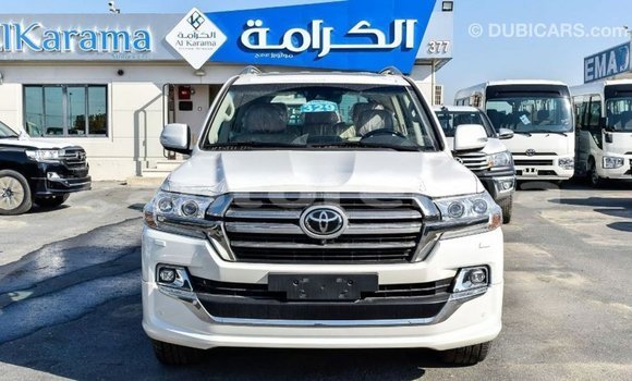 Acheter Import Voiture Toyota Land Cruiser Blanc à Import - Dubai, Marquesas Acheter Import Voiture Toyota Land Cruiser Blanc à Import - Dubai, Marquesas