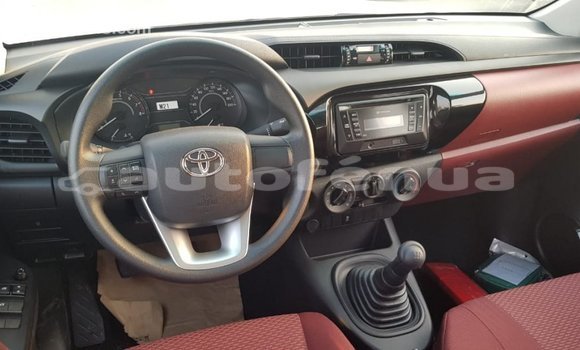 Buy Import Toyota Hilux White Car in Import - Dubai in Marquesas Buy Import Toyota Hilux White Car in Import - Dubai in Marquesas