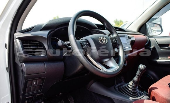 Buy Import Toyota Hilux White Car in Import - Dubai in Marquesas Buy Import Toyota Hilux White Car in Import - Dubai in Marquesas