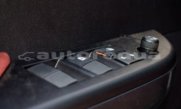 Buy Import Toyota Hilux White Car in Import - Dubai in Marquesas Buy Import Toyota Hilux White Car in Import - Dubai in Marquesas