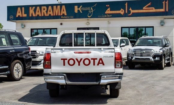 Buy Import Toyota Hilux White Car in Import - Dubai in Marquesas Buy Import Toyota Hilux White Car in Import - Dubai in Marquesas