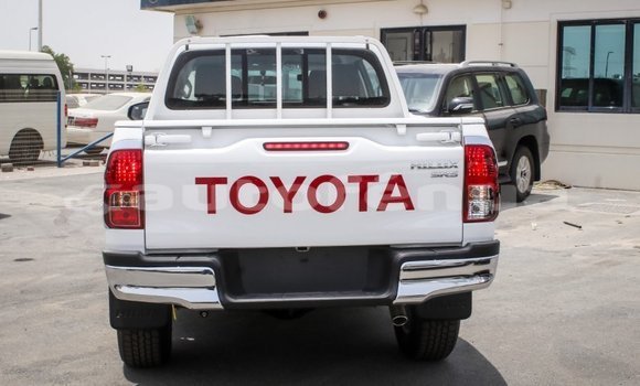 Buy Import Toyota Hilux White Car in Import - Dubai in Marquesas Buy Import Toyota Hilux White Car in Import - Dubai in Marquesas