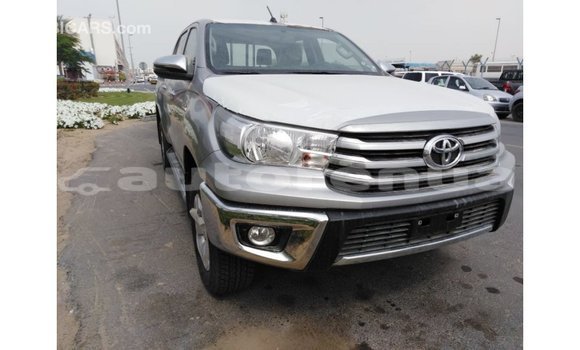 Acheter Import Voiture Toyota Hilux Autre à Import - Dubai, Marquesas Acheter Import Voiture Toyota Hilux Autre à Import - Dubai, Marquesas